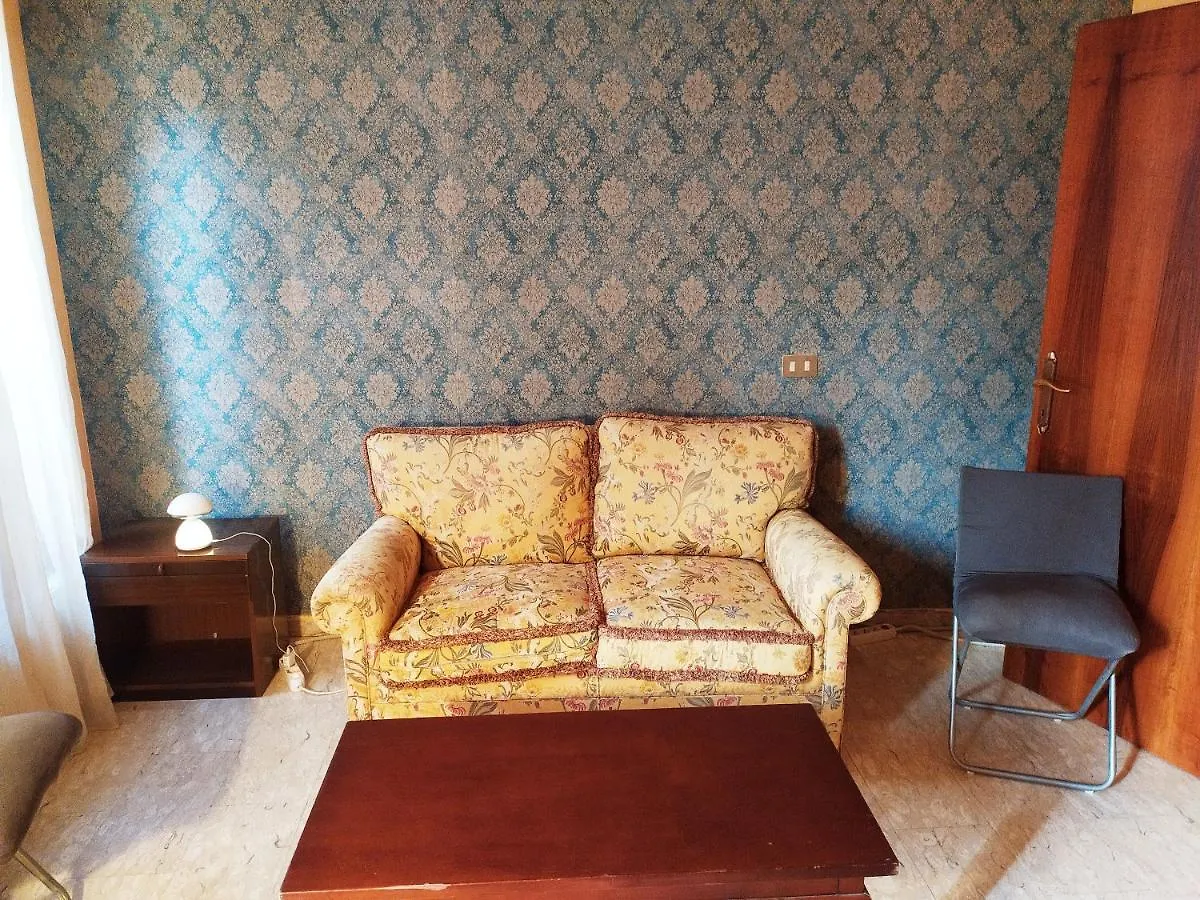 Guest house Two Steps From Rialto Bridge Hotel Venice Italy